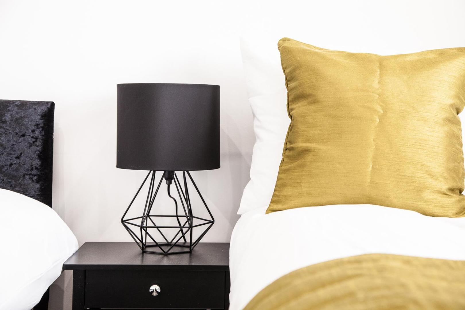 Cityscape 2-br - Leicester's Premier Urban Retreat *