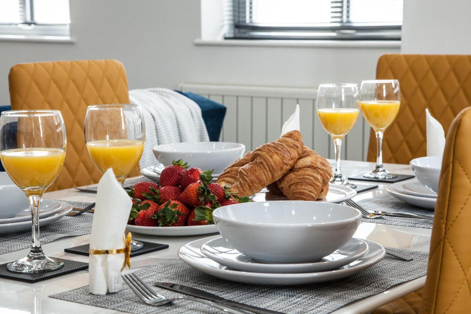 Cityscape 2-br - Leicester's Premier Urban Retreat