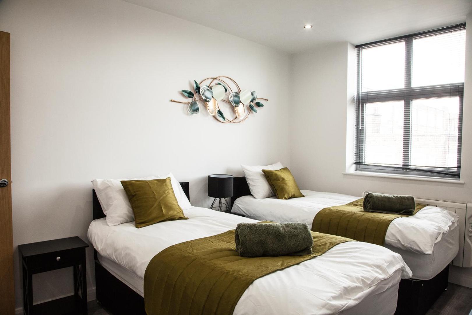 Cityscape 2-br - Leicester's Premier Urban Retreat Apartment *