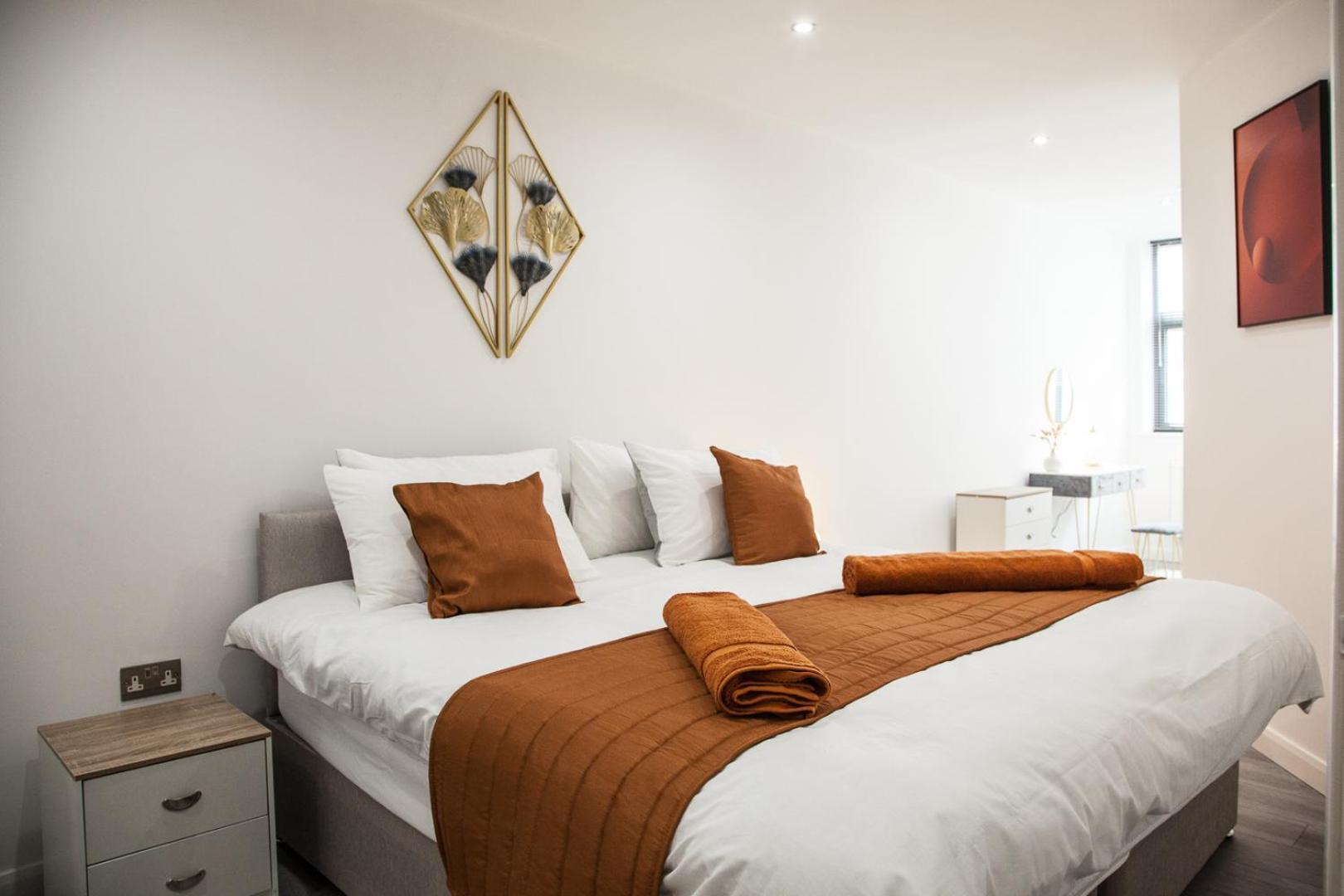 Cityscape 2-br - Leicester's Premier Urban Retreat